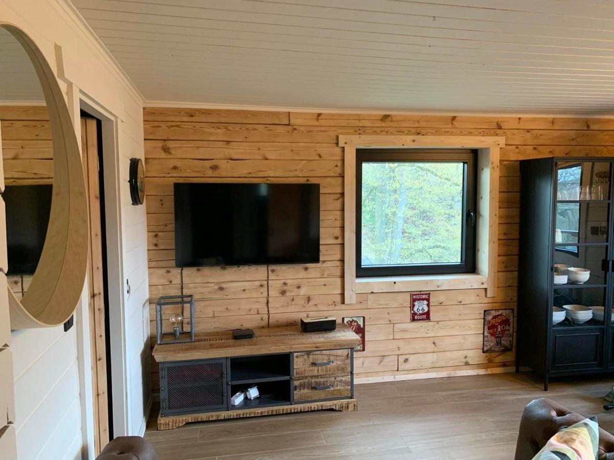Gites Douillets : Chalet Sur Pilotis Houyet ภายนอก รูปภาพ